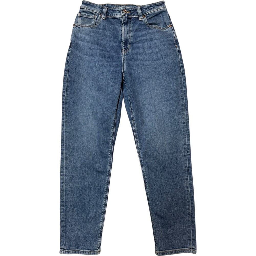 American Eagle Outfitters High-Rise Straight Jeans in Medium Blue Wash